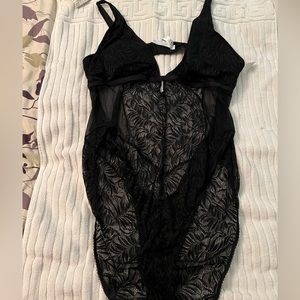 BNWT Reitmans body suit